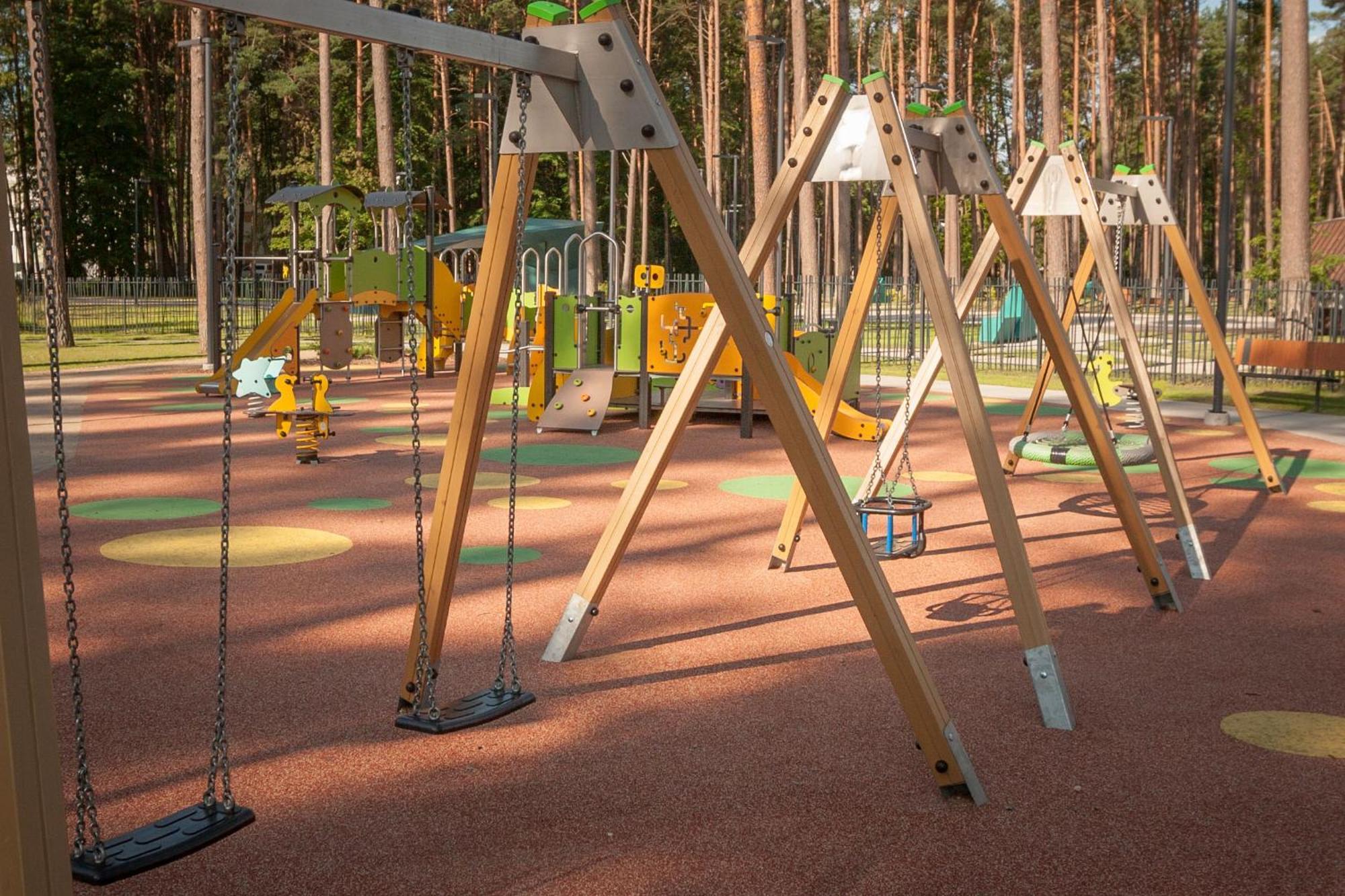 Lauku Iela 25 *